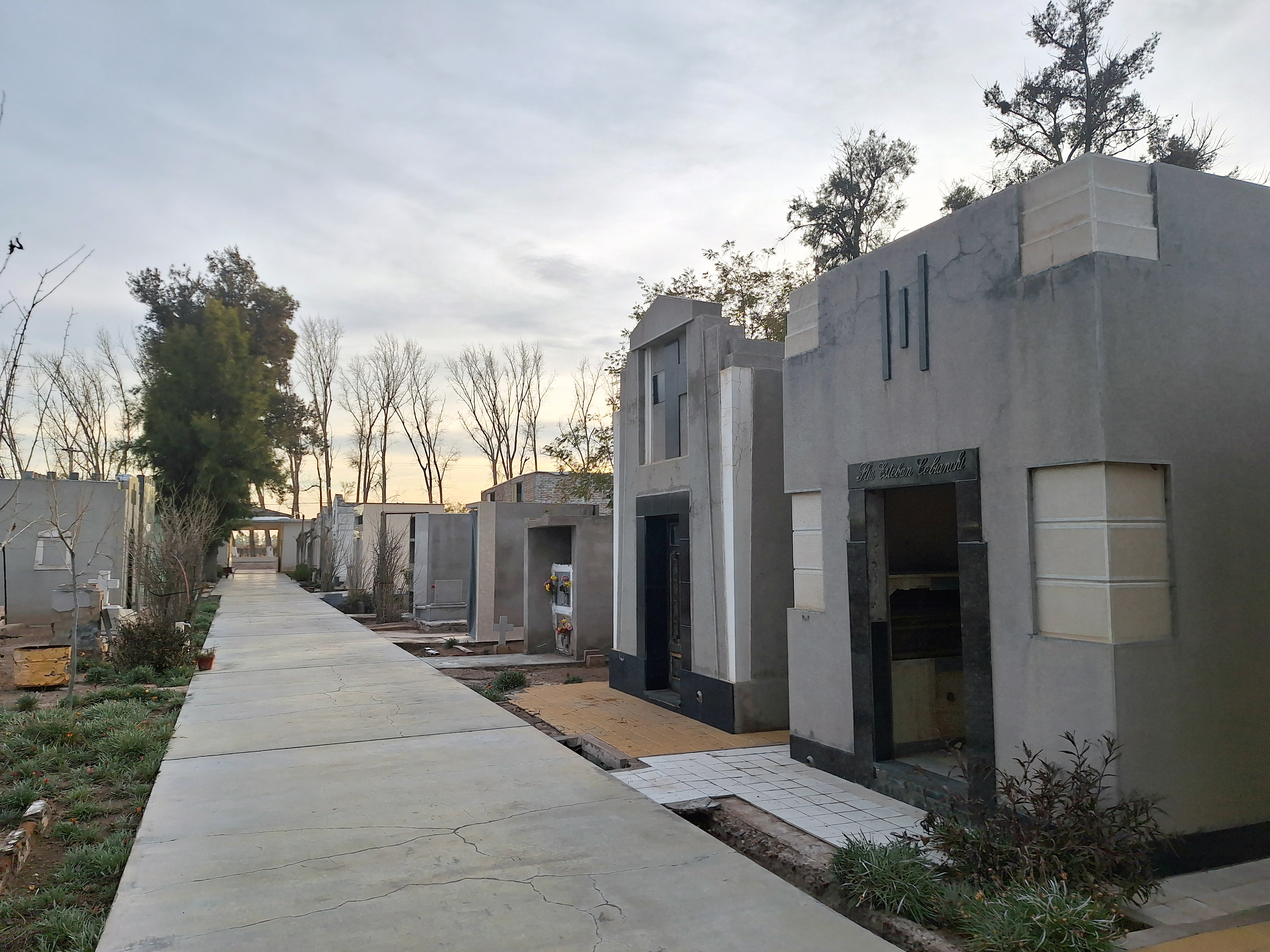 Mausoleos del cementerio distrital